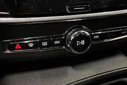 Harmaa Volvo V90 2018 kuva 18.