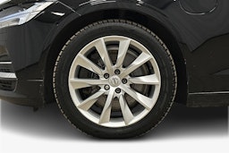 musta Volvo V90 2019 kuva 11.