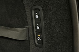 musta Volvo V90 2019 kuva 16.