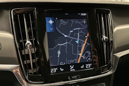 musta Volvo V90 2019 kuva 23.