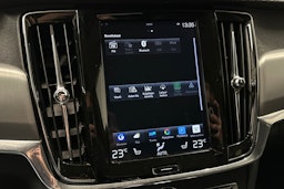 musta Volvo V90 2019 kuva 24.