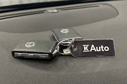 musta Volvo V90 2019 kuva 30.