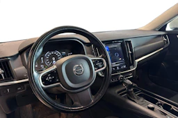 valkoinen Volvo V90 2018 kuva 3.