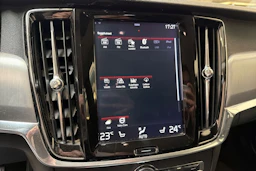 met. musta Volvo V90 2018 kuva 14.