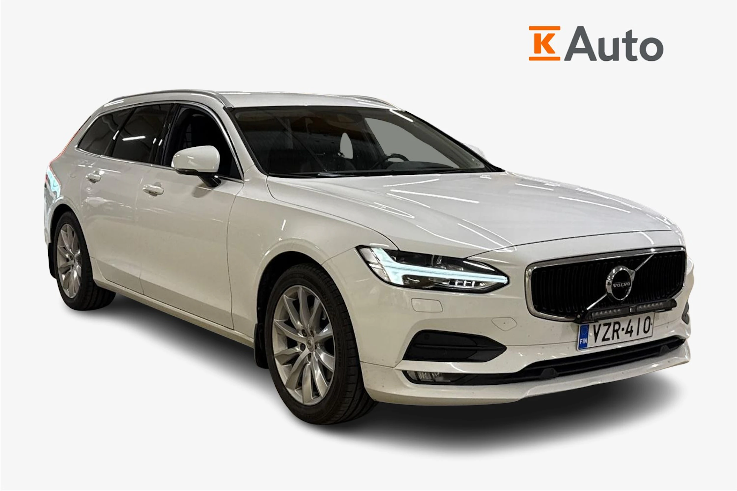 valkoinen Volvo V90 2018 kuva 1.