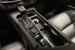Valkoinen Volvo V90 2018 kuva 21.