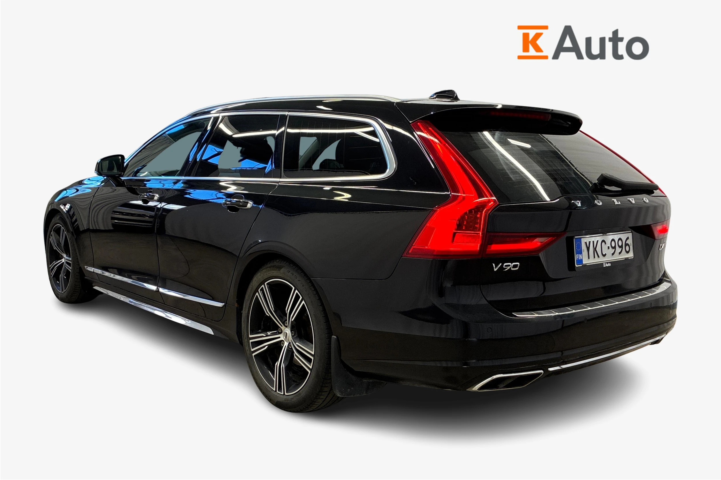 Musta Volvo V90 2018 kuva 2.