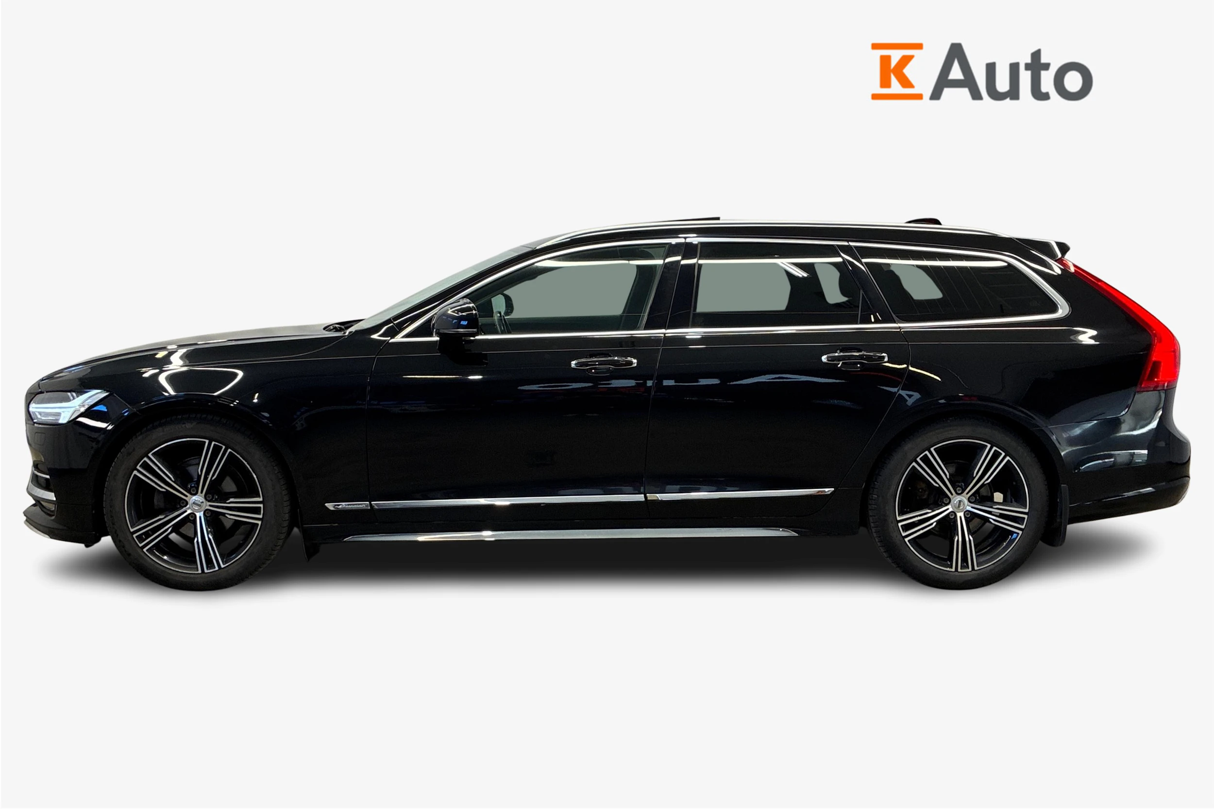 Musta Volvo V90 2018 kuva 5.