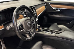 Musta Volvo V90 2018 kuva 7.