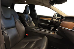 Musta Volvo V90 2018 kuva 9.