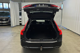 Musta Volvo V90 2018 kuva 22.