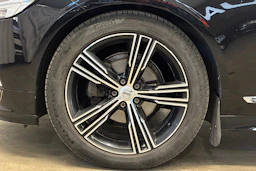 Musta Volvo V90 2018 kuva 26.