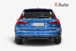 sininen Volvo V90 2018 kuva 3.