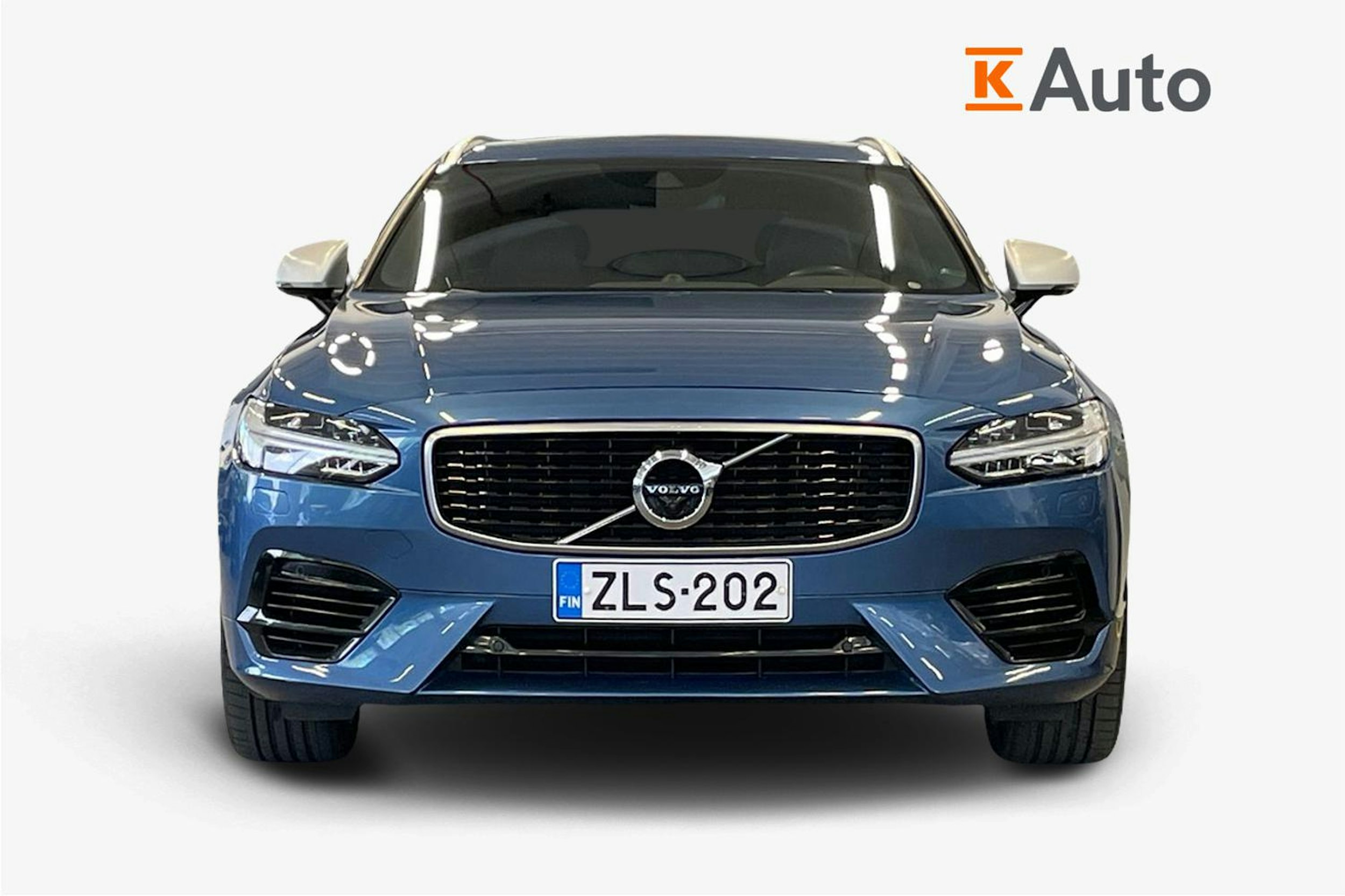sininen Volvo V90 2018 kuva 5.