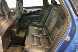 sininen Volvo V90 2018 kuva 10.