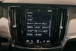 sininen Volvo V90 2018 kuva 25.