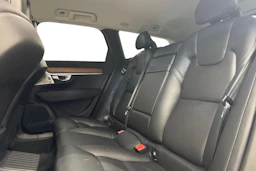musta Volvo V90 2018 kuva 11.