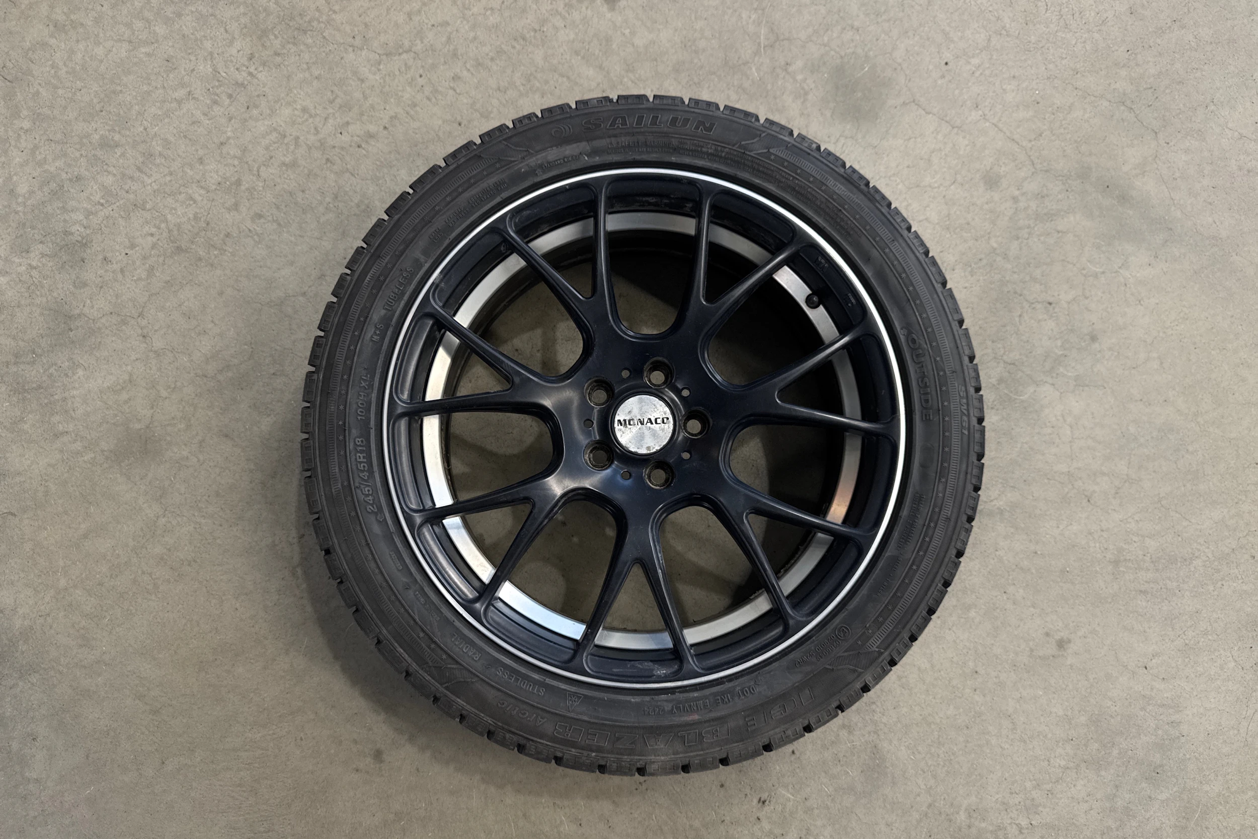 musta Volvo V90 2018 kuva 13.