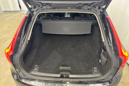 musta Volvo V90 2018 kuva 31.