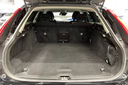 Musta Volvo V90 2018 kuva 12.