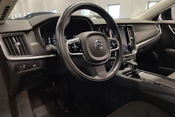 Musta Volvo V90 2018 kuva 23.