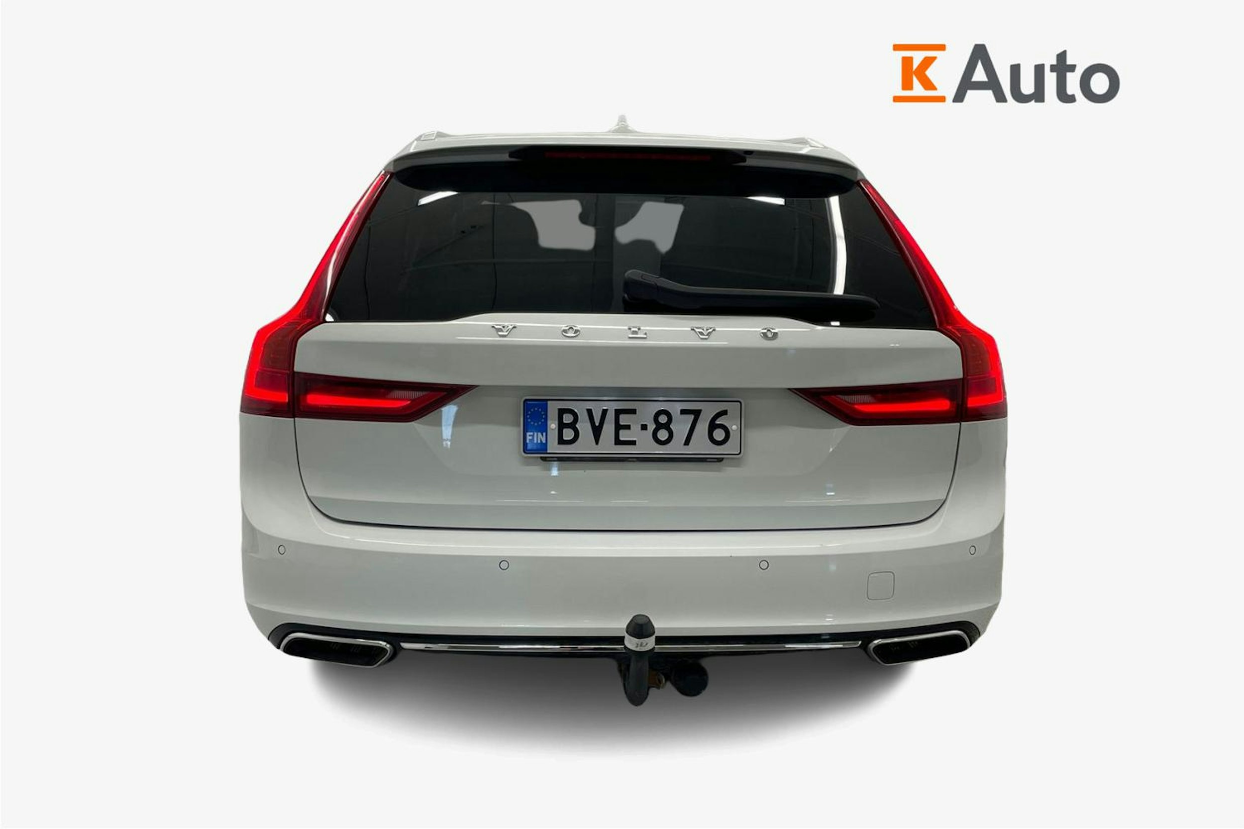 valkoinen Volvo V90 2019 kuva 3.