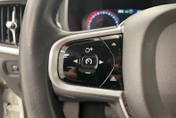 valkoinen Volvo V90 2019 kuva 12.