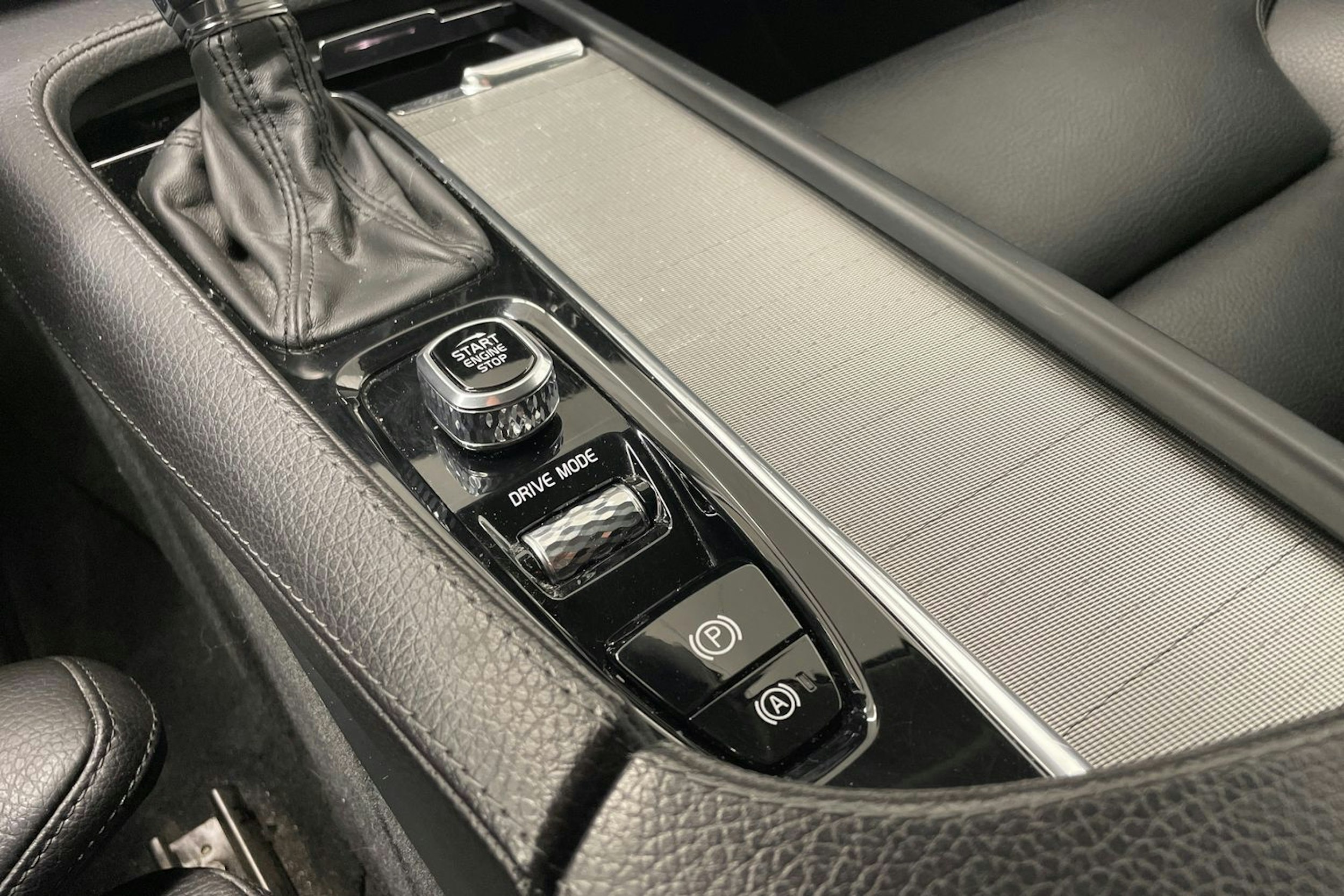 valkoinen Volvo V90 2019 kuva 19.