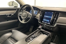 valkoinen Volvo V90 2019 kuva 22.