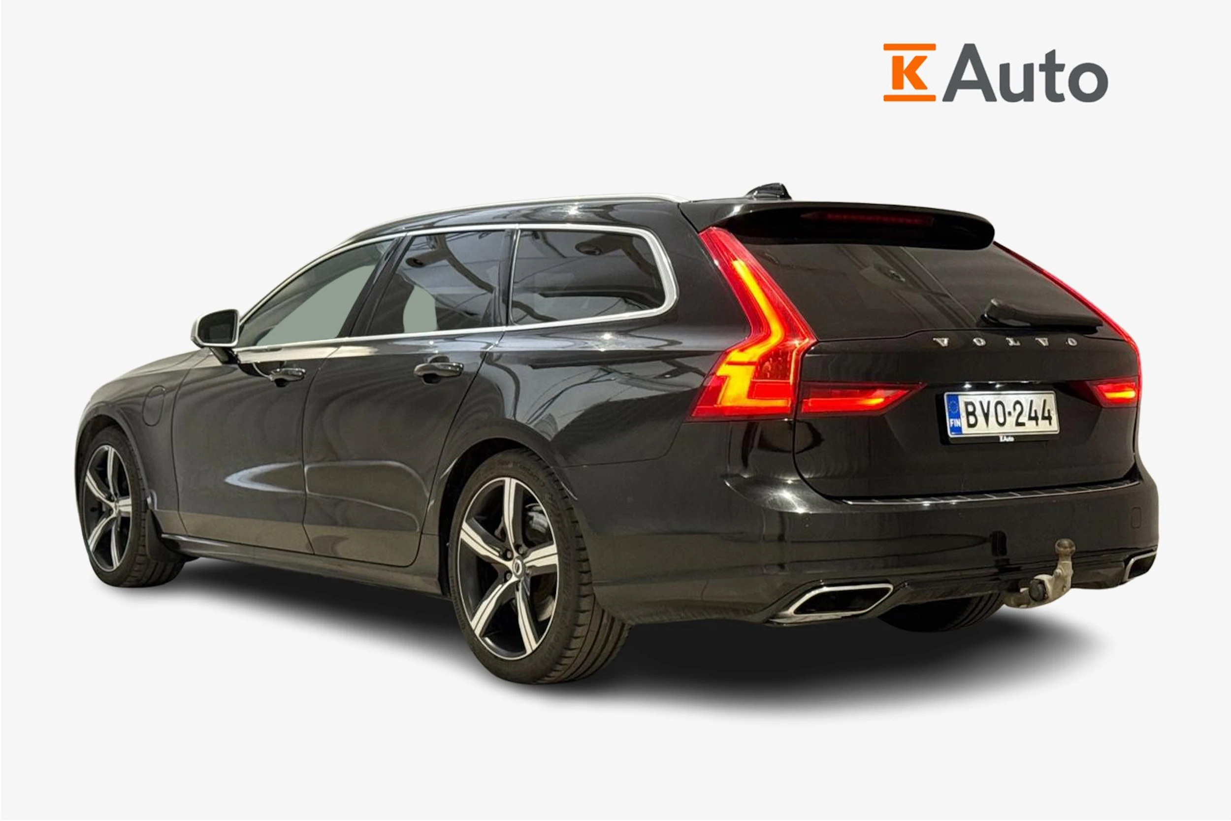 musta Volvo V90 2019 kuva 3.