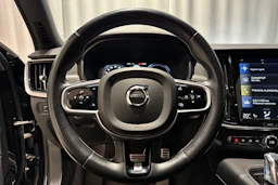 musta Volvo V90 2019 kuva 22.