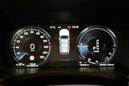 musta Volvo V90 2019 kuva 23.