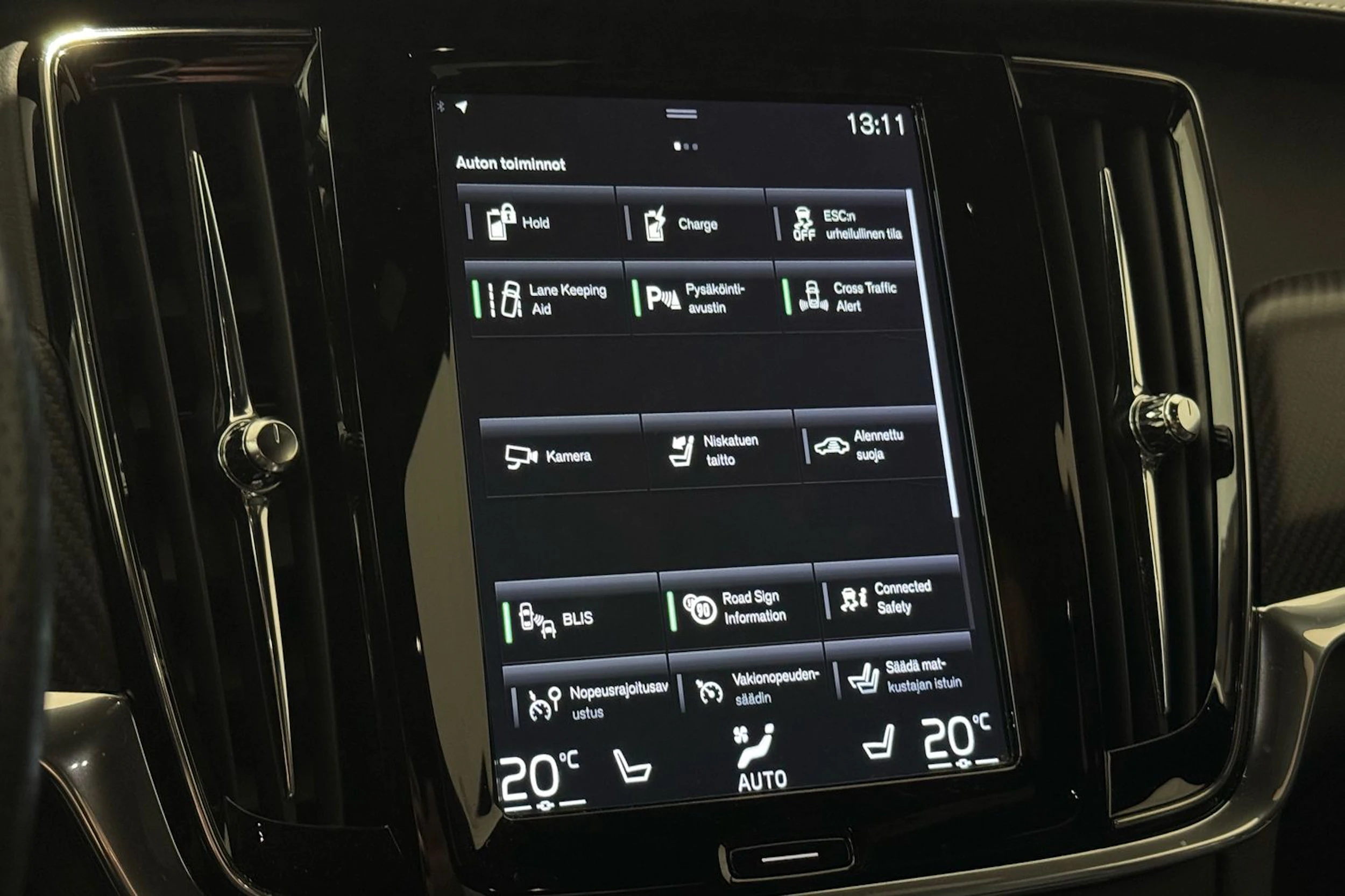 musta Volvo V90 2019 kuva 26.