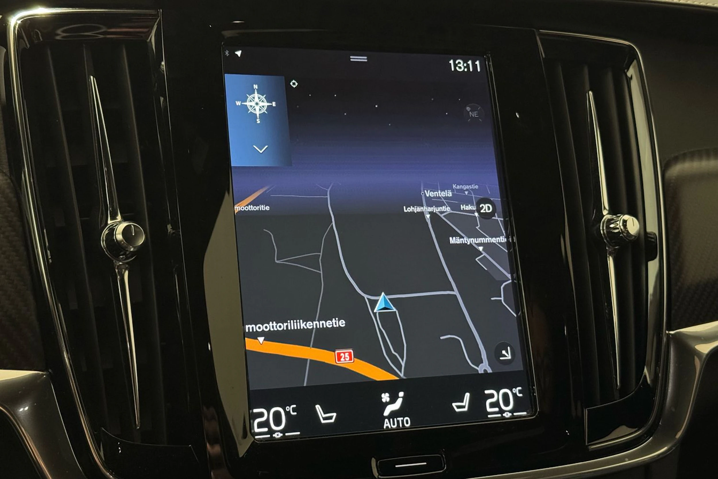 musta Volvo V90 2019 kuva 28.