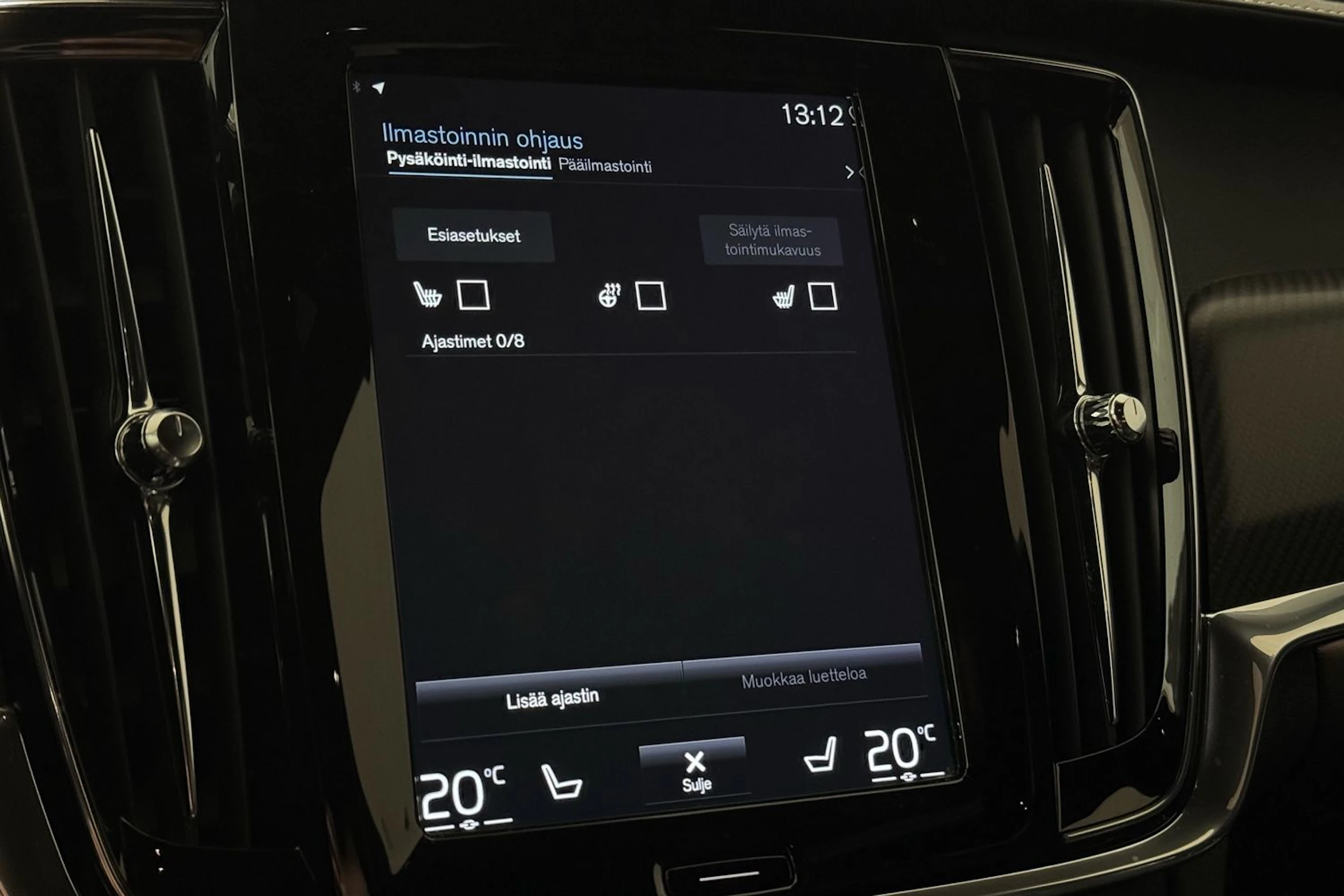 musta Volvo V90 2019 kuva 32.
