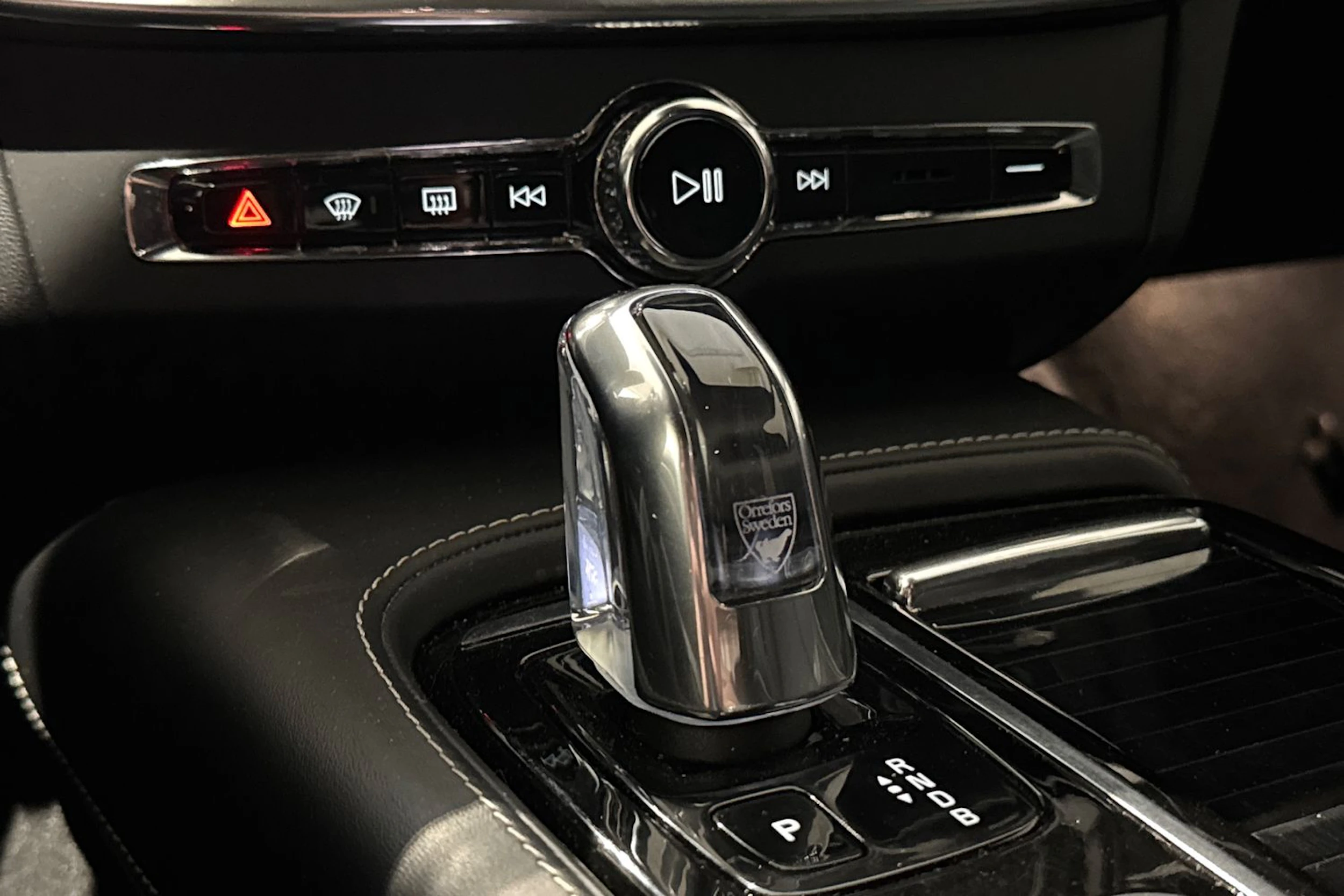 musta Volvo V90 2019 kuva 33.
