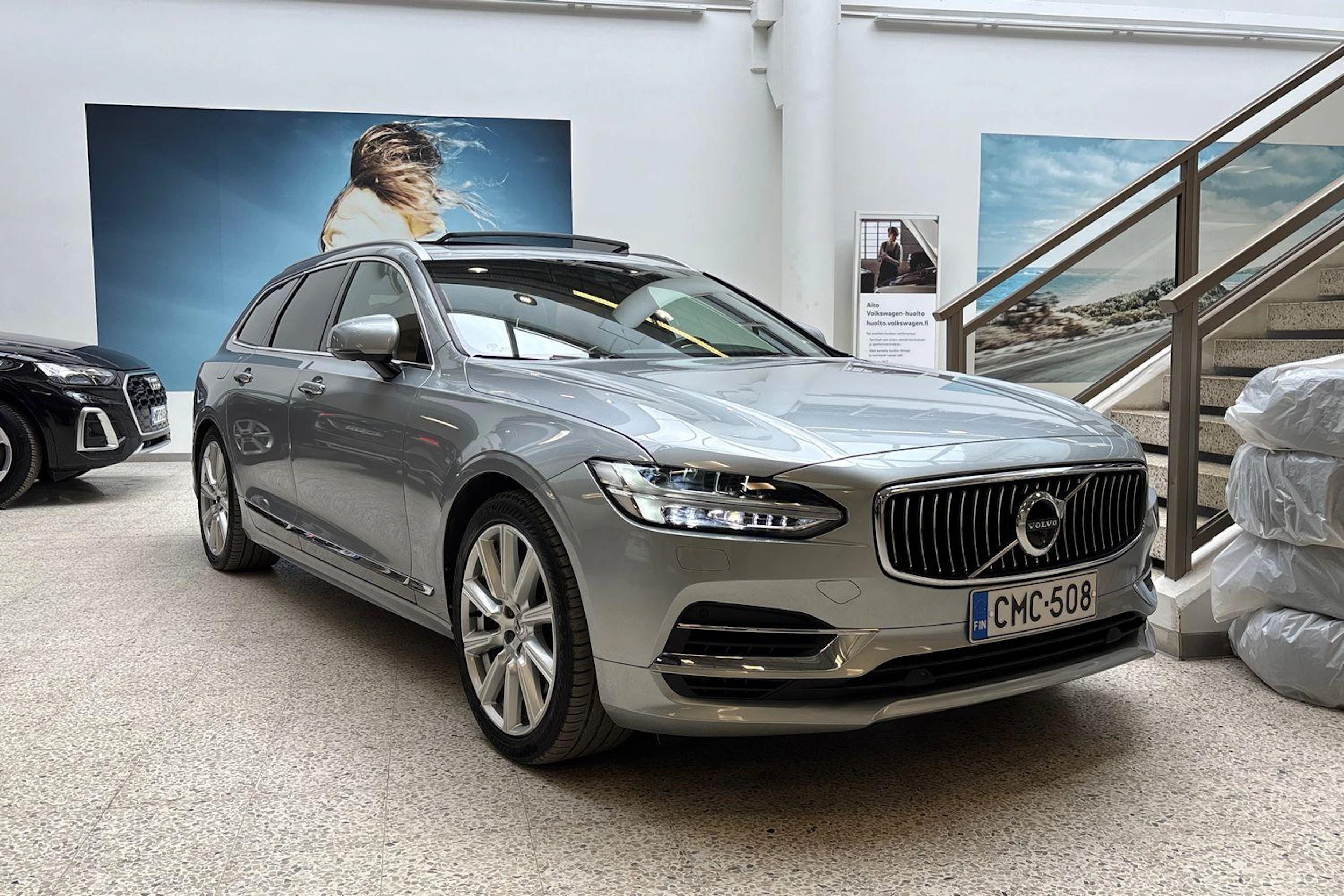 harmaa Volvo V90 2019 kuva 9.