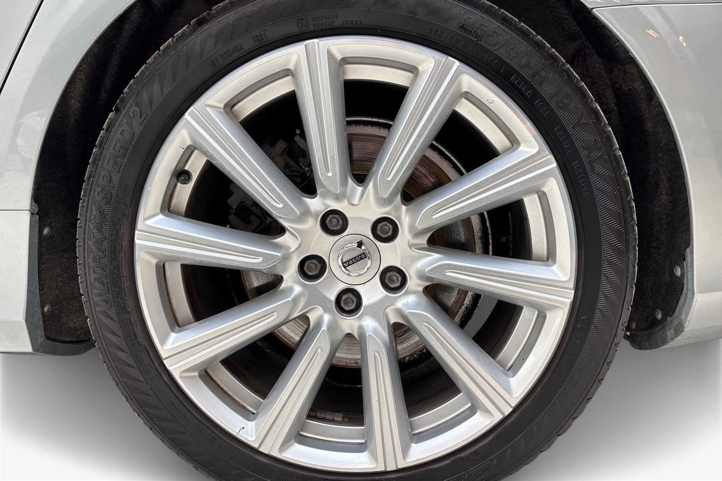 harmaa Volvo V90 2019 kuva 12.