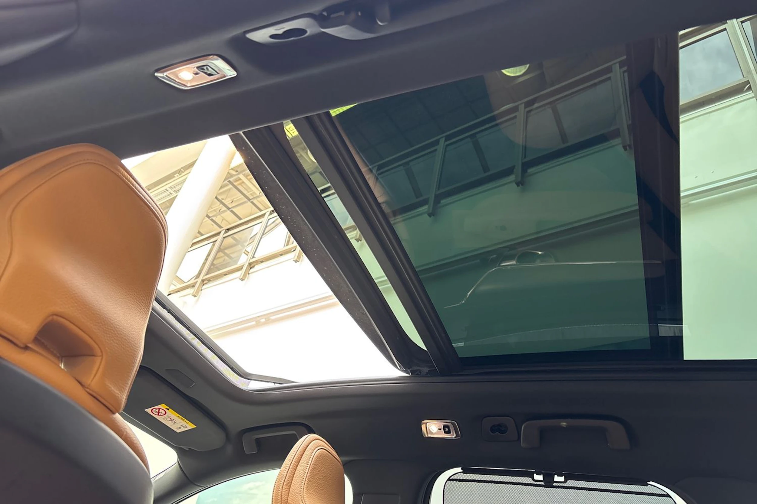harmaa Volvo V90 2019 kuva 23.