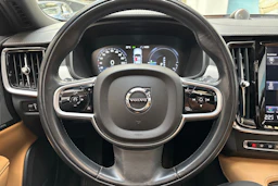 harmaa Volvo V90 2019 kuva 28.