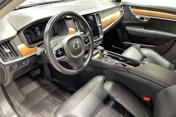 musta Volvo V90 2019 kuva 7.
