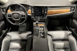 musta Volvo V90 2019 kuva 9.