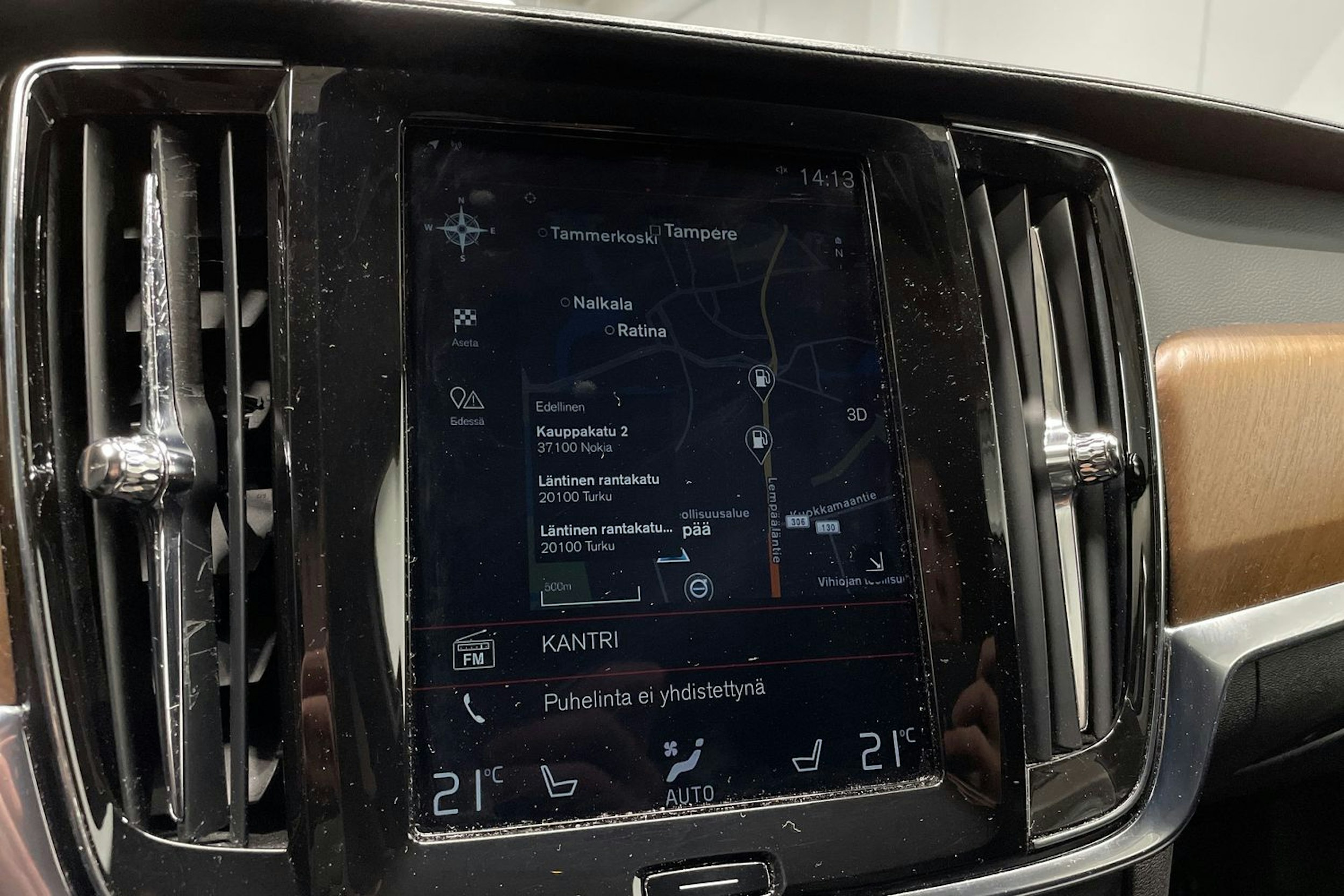 musta Volvo V90 2019 kuva 17.