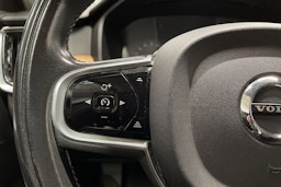 musta Volvo V90 2019 kuva 23.