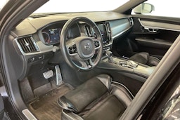 musta Volvo V90 2019 kuva 3.
