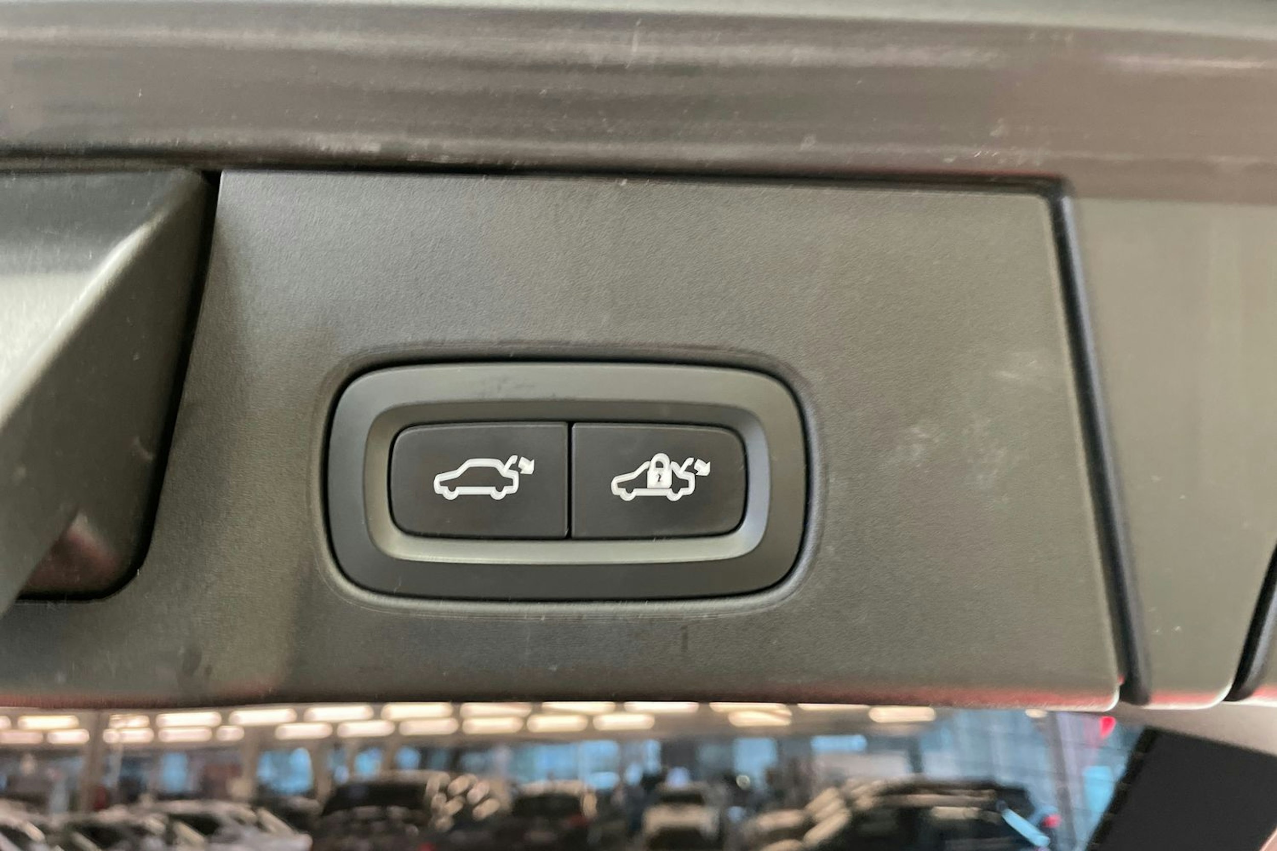 musta Volvo V90 2019 kuva 25.