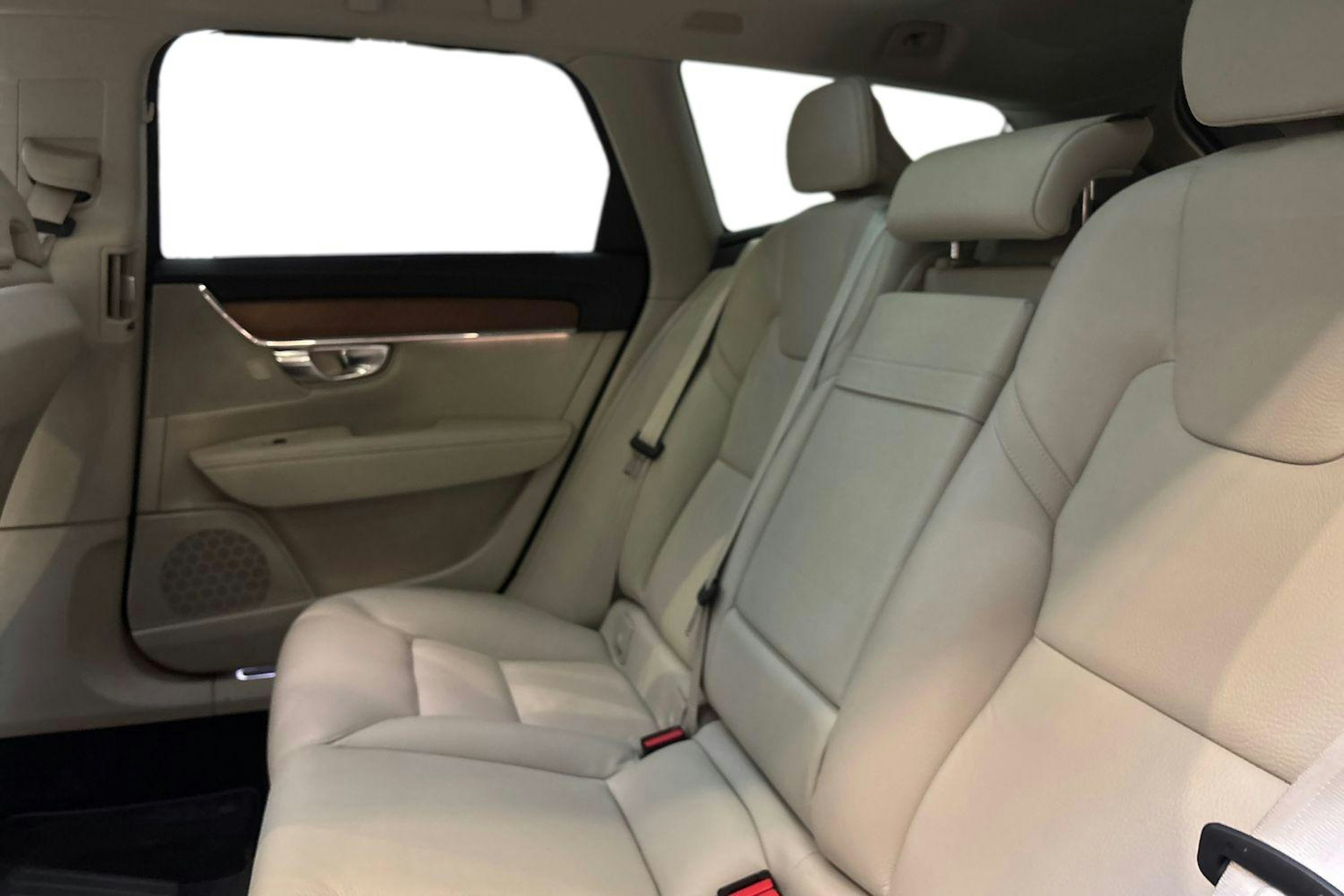 Ruskea (beige) Volvo V90 2019 kuva 10.