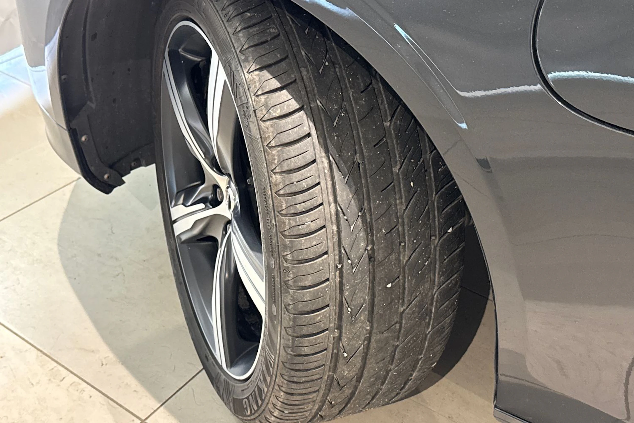 harmaa Volvo V90 2019 kuva 10.