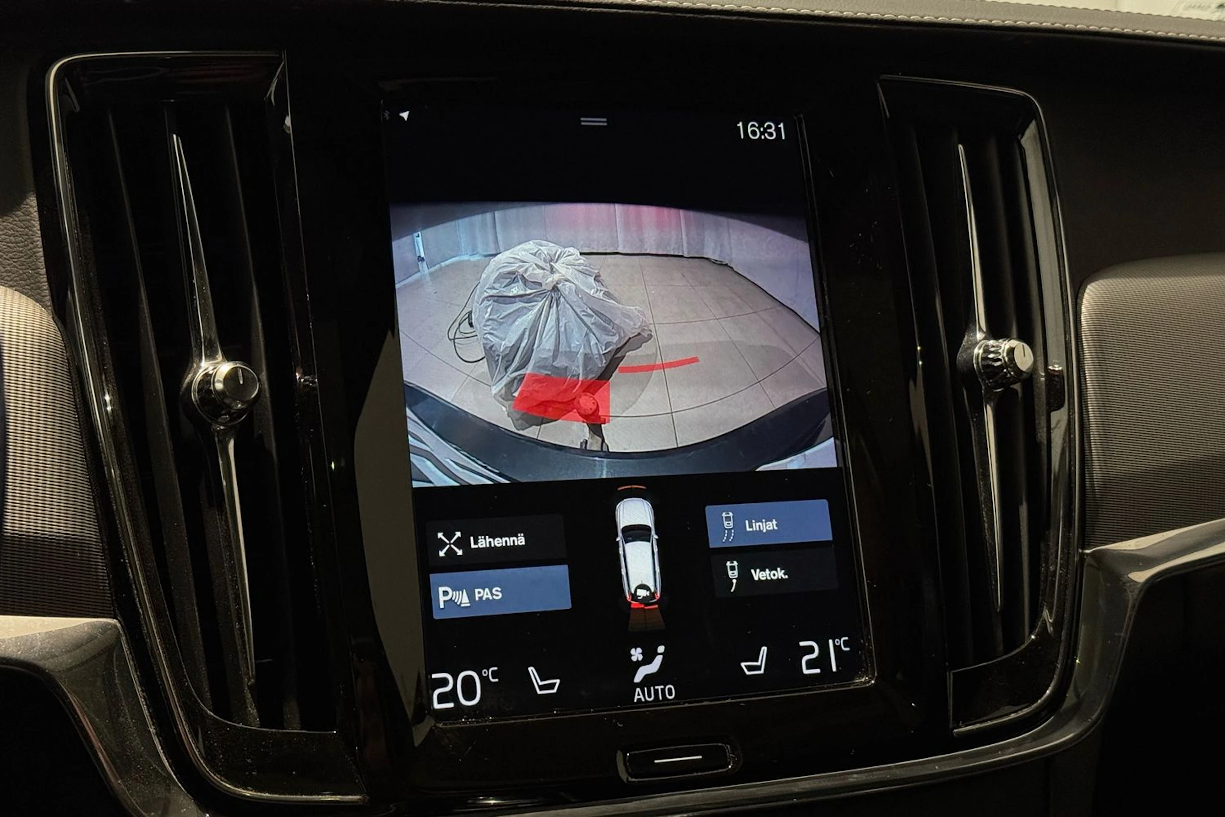 harmaa Volvo V90 2019 kuva 19.