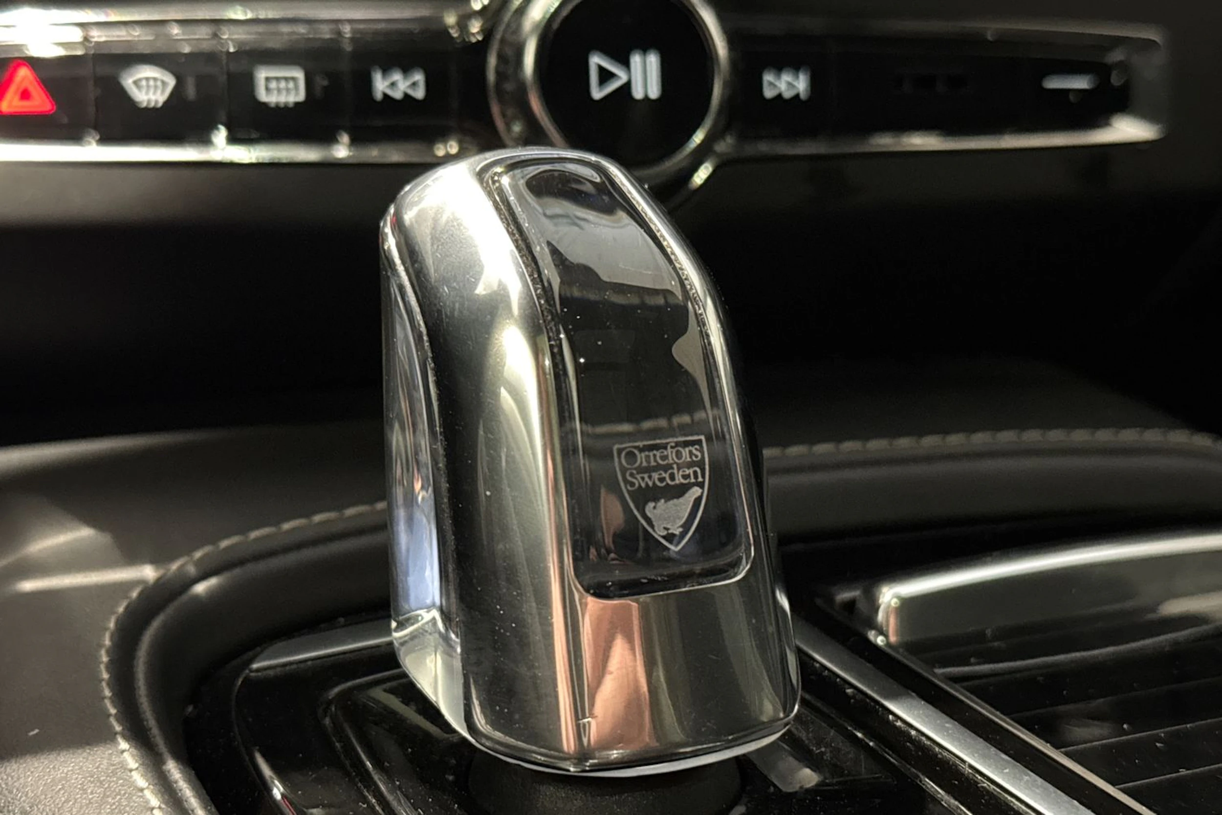 harmaa Volvo V90 2019 kuva 25.